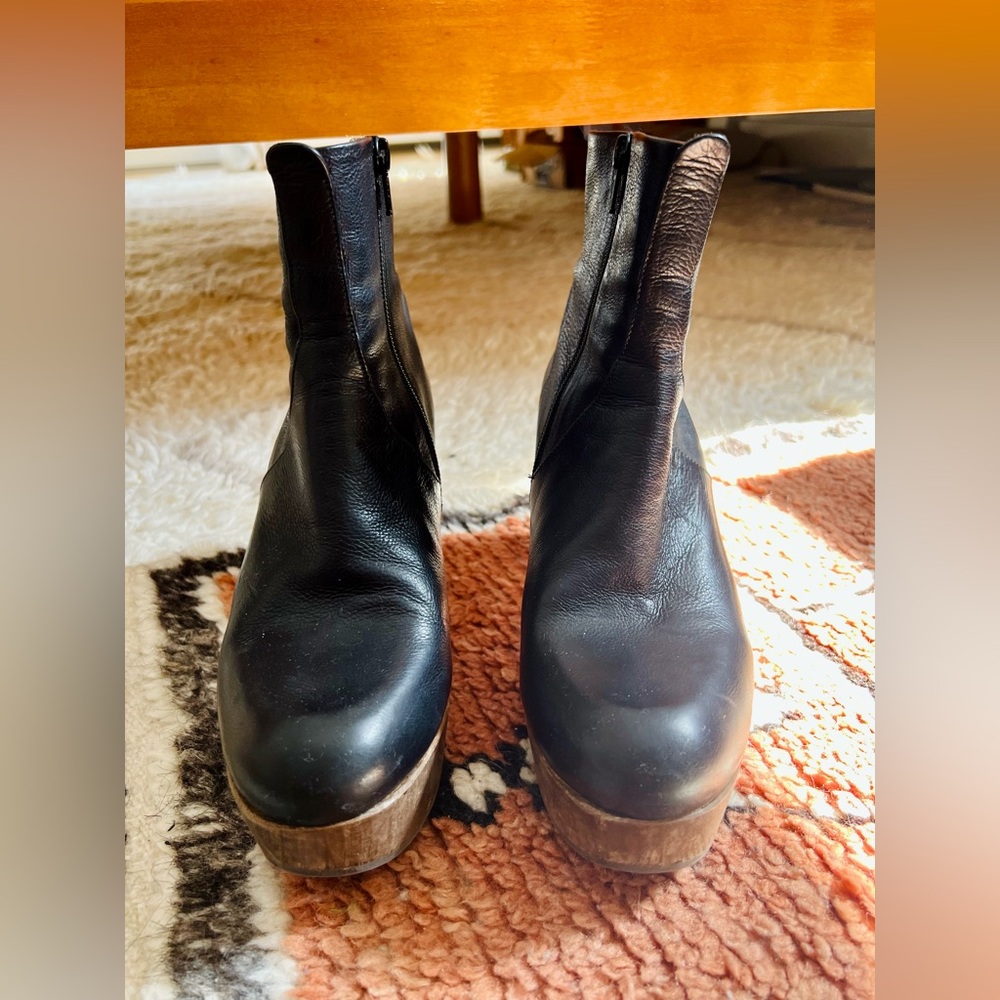 Coclico Clog Bootie